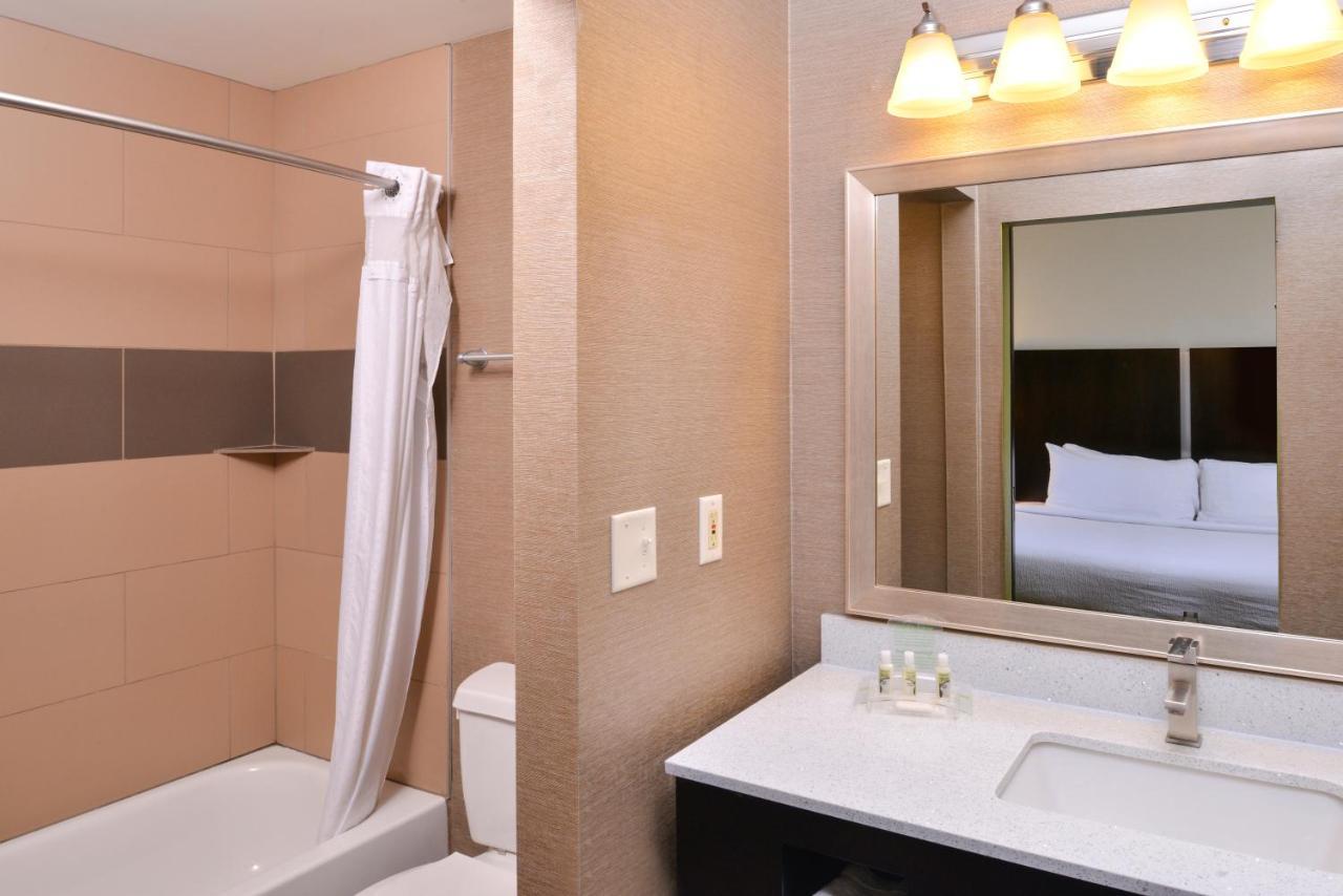 Holiday Inn Little Rock West - Chenal Pkwy, An Ihg Hotel Экстерьер фото